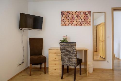Hotel Zum Engel In Speyer - Roemerberg Berghausen  Extérieur photo